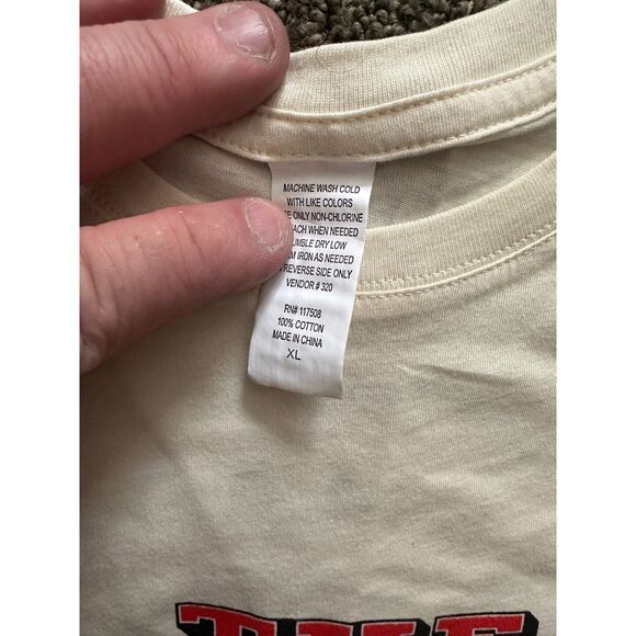 The Guess Who - Concert T-shirt - Canada Spring Tour 1972 - Womens XL - Picture 3 of 3